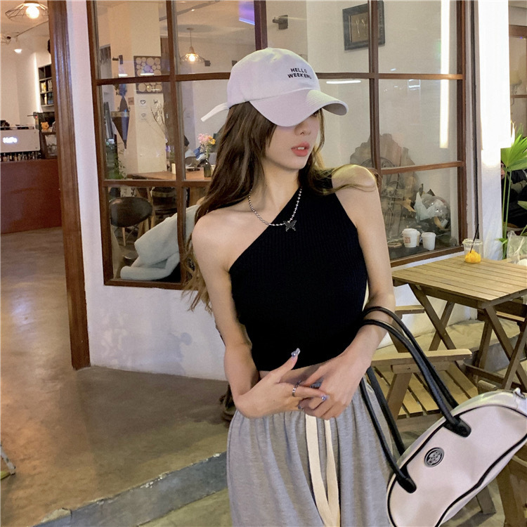 Factory spot knitted oblique shoulder small vest spring and summer solid color short exposed umbilical sexy hot girls sleeveless top women Factory spot knitted oblique shoulder small vest spring and summer solid color short exposed umbilical sexy hot girls sleeveless top women