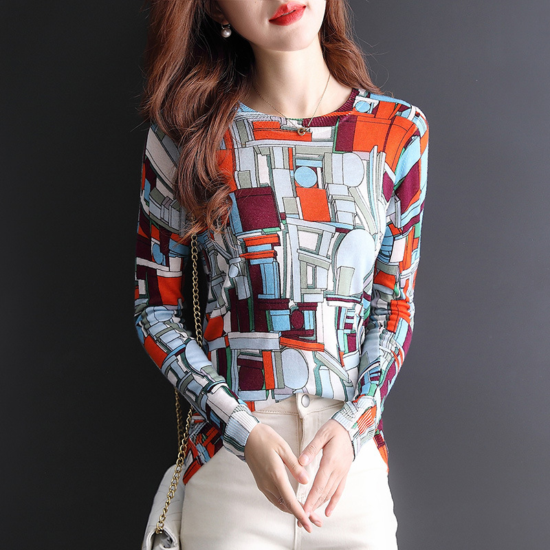 Autumn New Women's 2021 Retro Flower Base Knit Sweater Women's Inner Thin Sweater