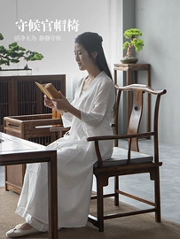 桌类、茶几;餐边柜;实木床