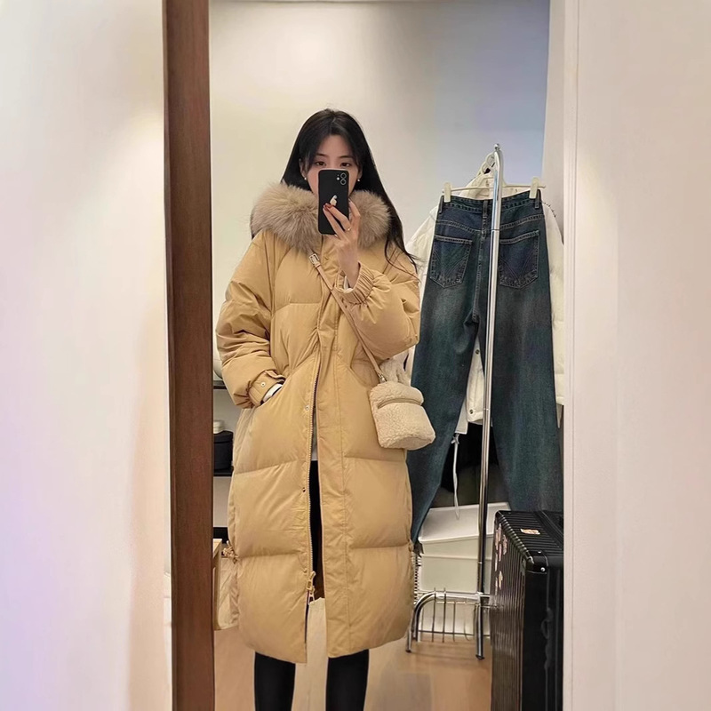 Champs-Elysées Style Large Fur Collar Chinese Knot down Jacket for Women, Mid-Length, Loose Fit, Thickened, New Season, White Duck Down, Over-The-Knee Coat