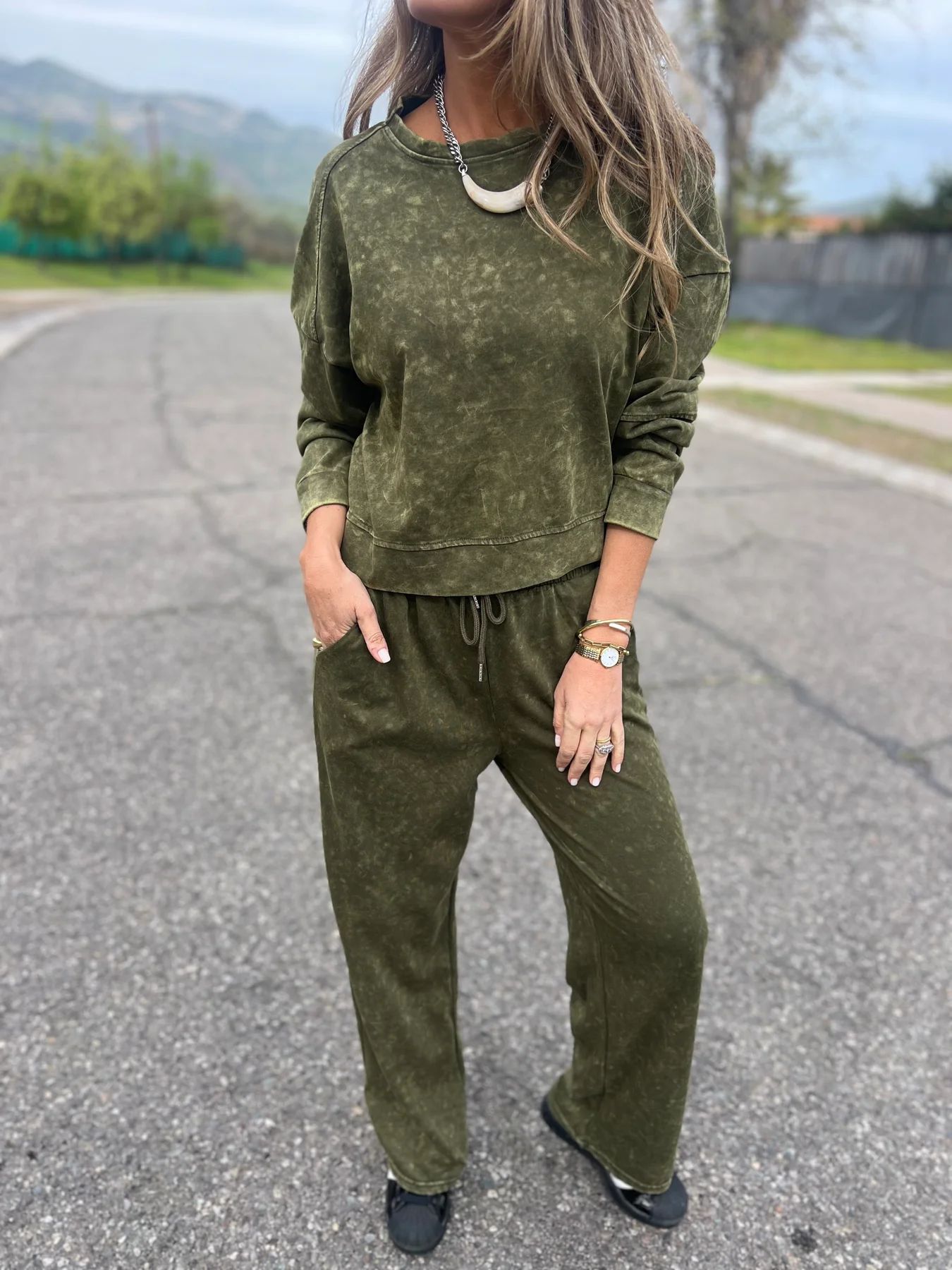 2025 European And American Cross-Border Hot-Selling New Autumn Winter Women's Casual Versatile Lace-Up Round Neck Long_ecoleips.com