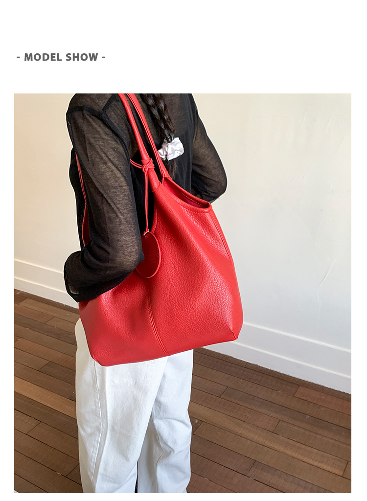 Large-capacity bag for women's summer, 2025 new style fashionable retro shoulder bag, textured tote bag for class and commuting undefined