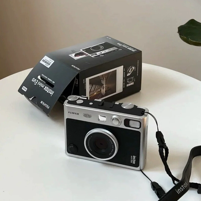 Снятие цифровой модели Instax mini EVO