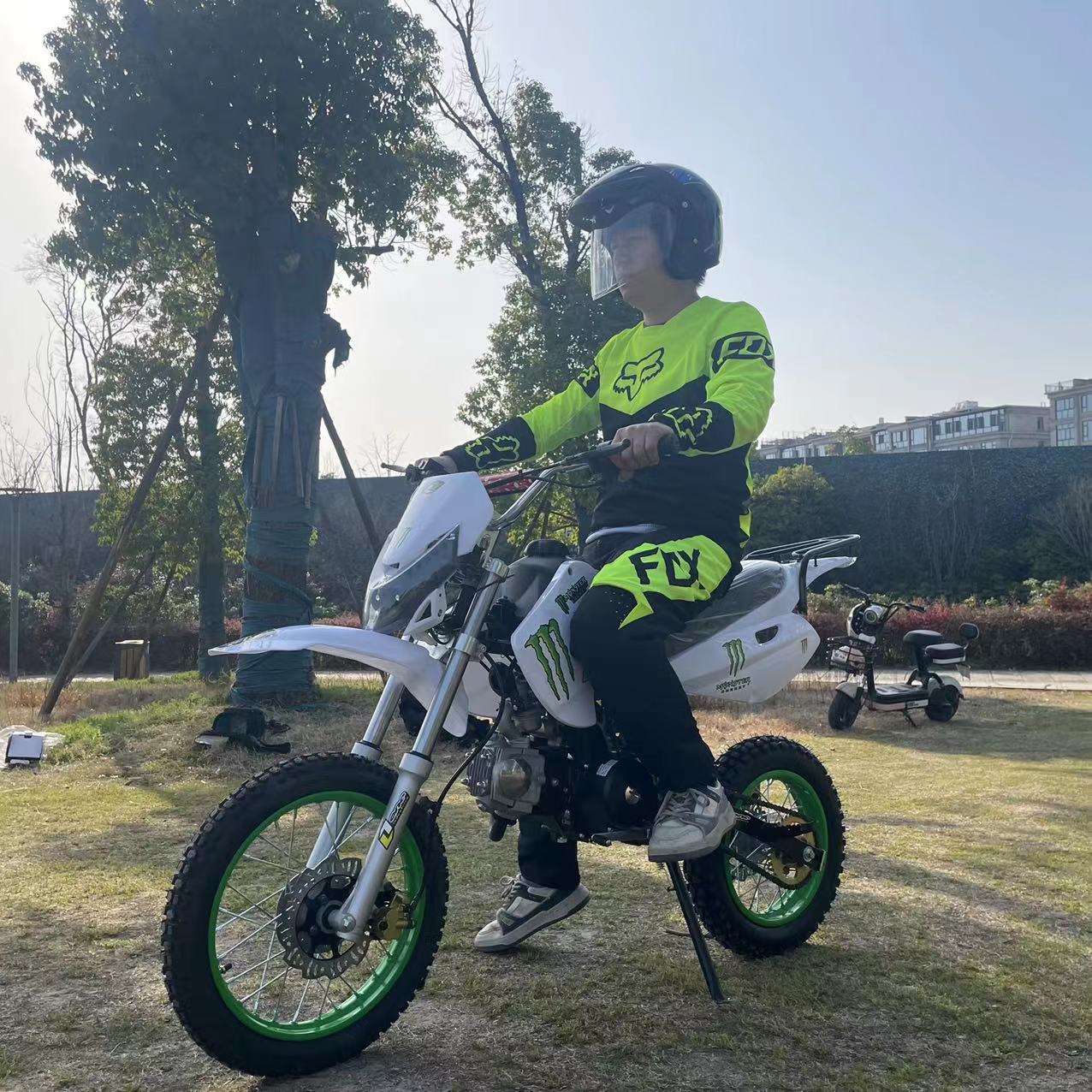 125Cc All-Terrain Vehicle, Off-Road Vehicle, Mountain Dirt Bike, Directly Supplied from the Manufacturer, Typical Models for Teenagers/Children