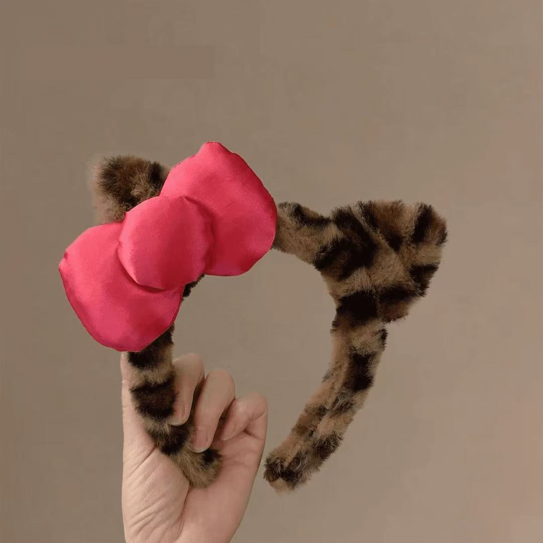 豹纹猫耳朵带蝴蝶结