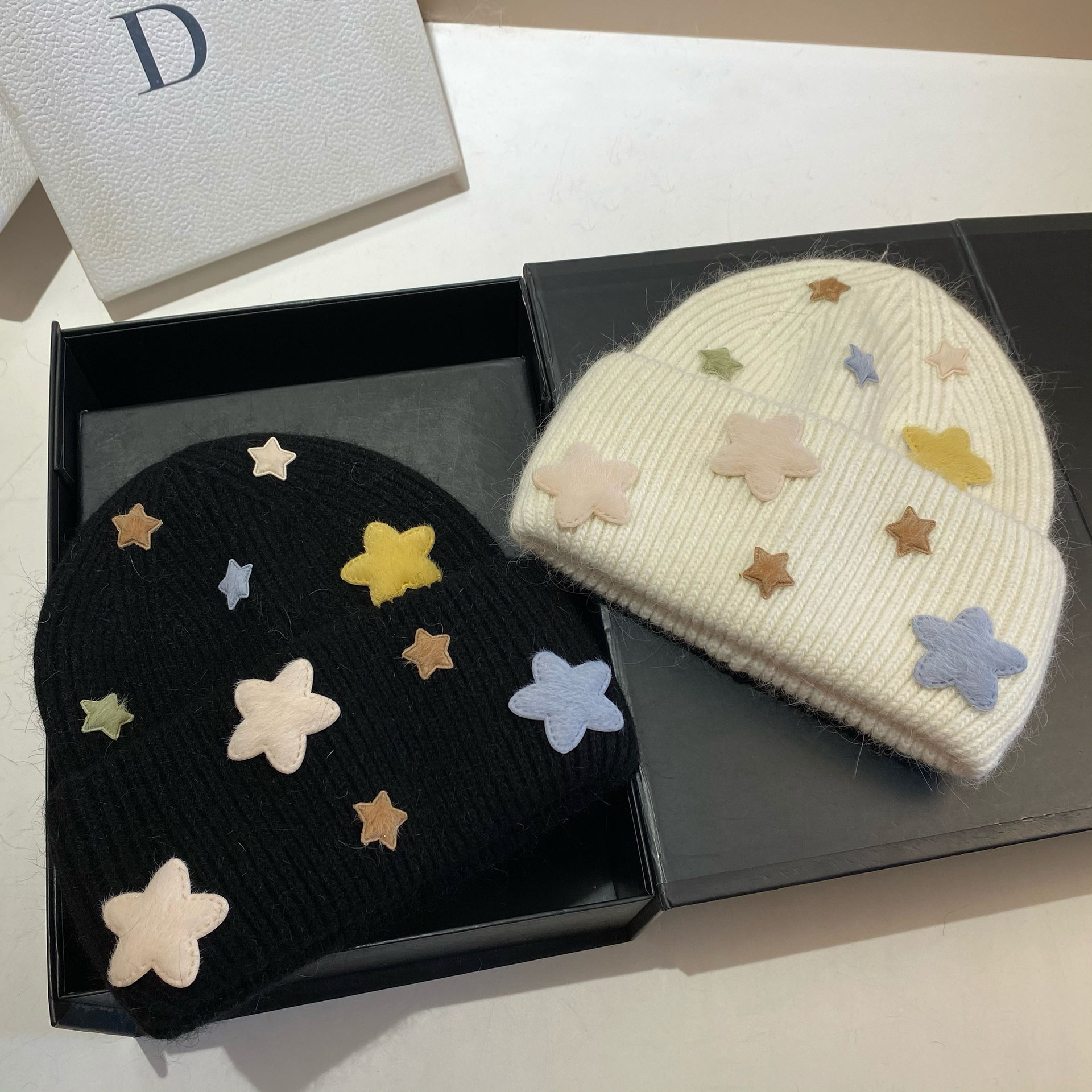 Gorro beanie de punto para mujer de pelo de conejo invierno_voghion.com