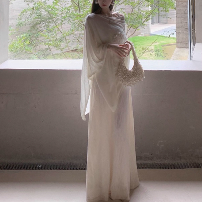 JUEMEI 珍珠花朵针织披风+立体镶花修身针织长裙气质法式套装2025|undefined