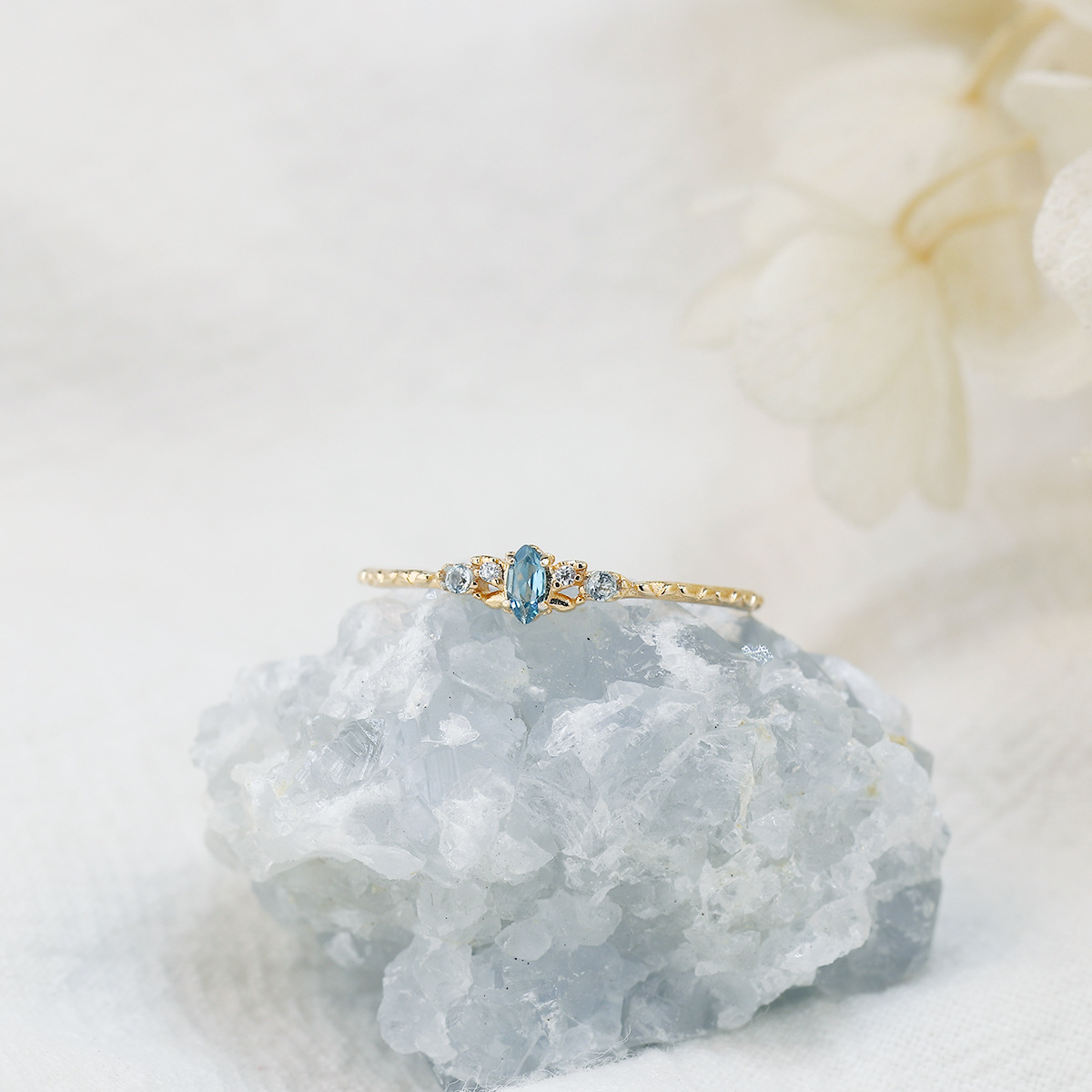2g Weight Topaz Inlay Material Rings Classification 5, 8 Ring Size 1 Piece Quantity Daily, Date Occasion 925 Sterling Silver Material Geometric Pattern All Seasons Season Women's Gender Elegant, Retro Style 925 Sterling Silver Topaz Geometric Rings 925 Sterling Silver Rings 9