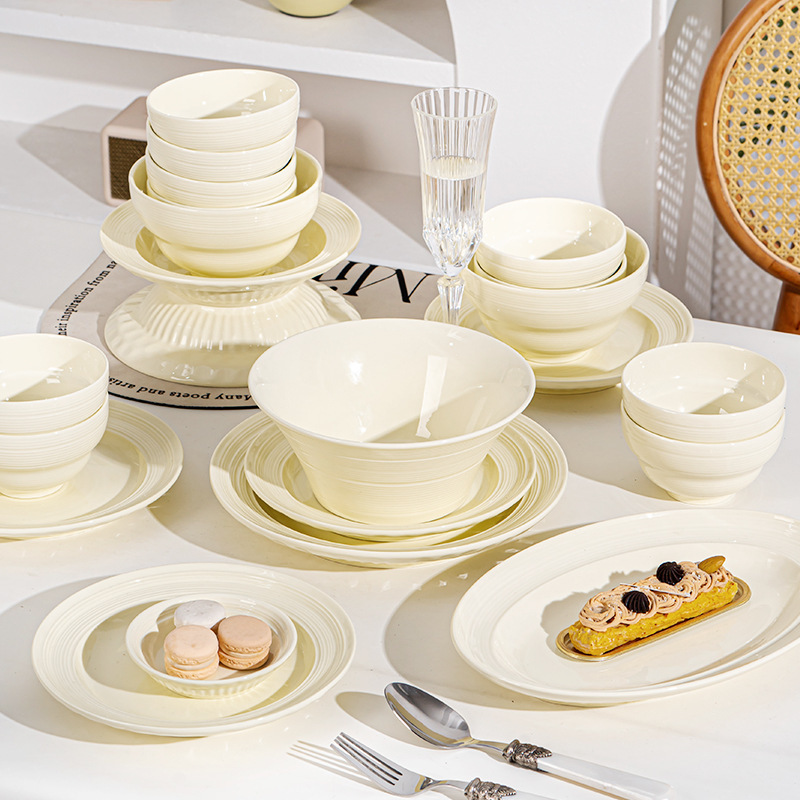 Underglaze 컬러 도자기 2025 새로운 실크로드 시리즈 그물 레드 세라믹 식기 요리 세트 DIY 무료 배치