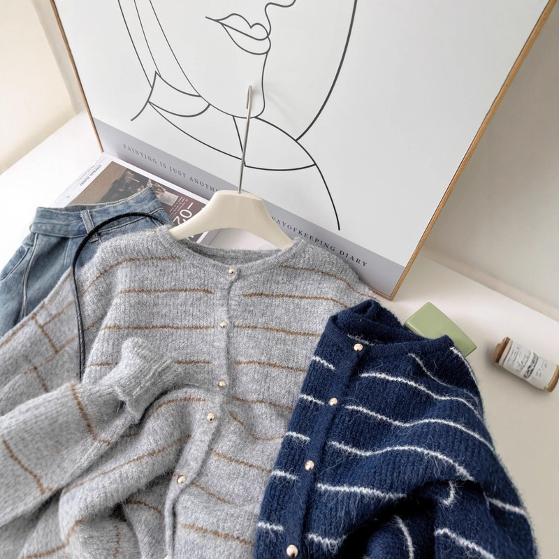 Tiktok Trending Simple and Gentle Striped Sweater for Women 2024 Autumn and Winter New Loose Fit Body-Covering Knit Cardigan 6172