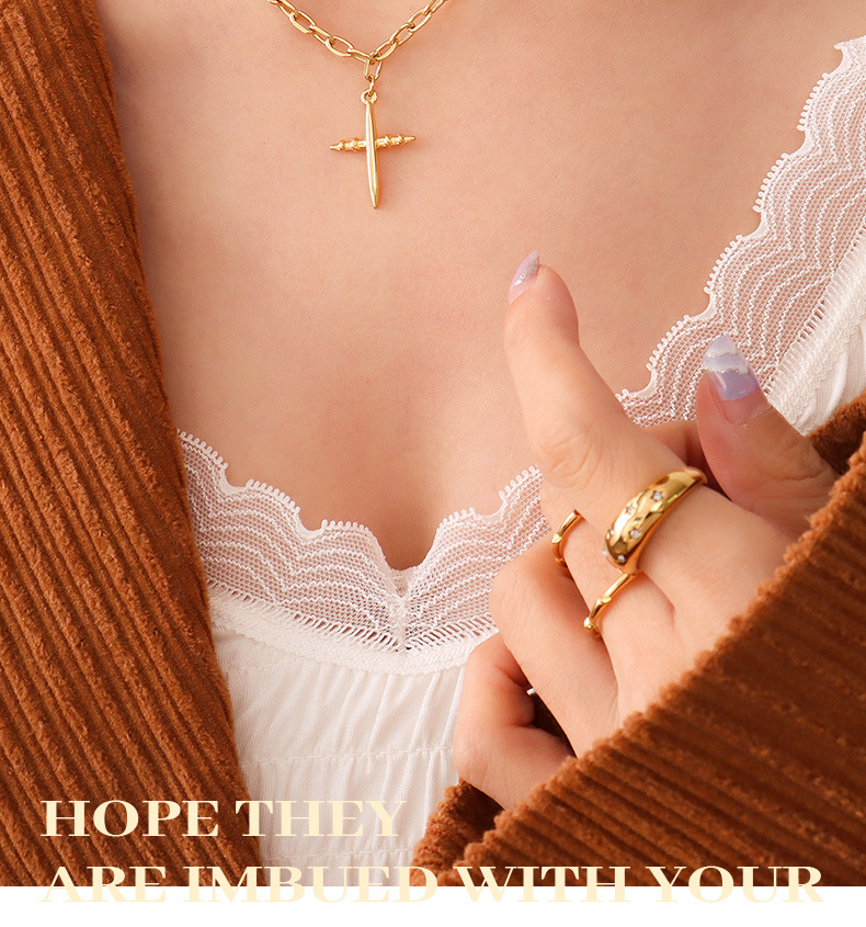 8g Weight 0.03µm-0.05µm Gold Plating Thickness PVD Coated Real Gold Plated Cross Titanium Steel Waterproof Non Tarnish Pendant Necklace