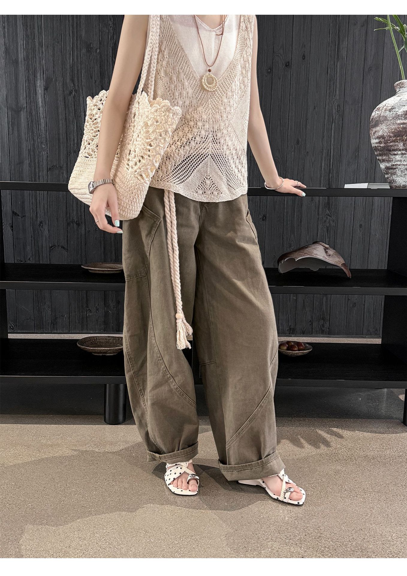 Dép sandal nữ xỏ ngón đế bệt mũi vuông, quai chữ T da thật đan chéo, phong cách thanh lịch — Chấm bi trắng, màu nâu, màu trắng ngà chi tiết 10
