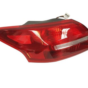 �m���2015-2018��ظ���˹focus ������β����β�� F1EZ13404B