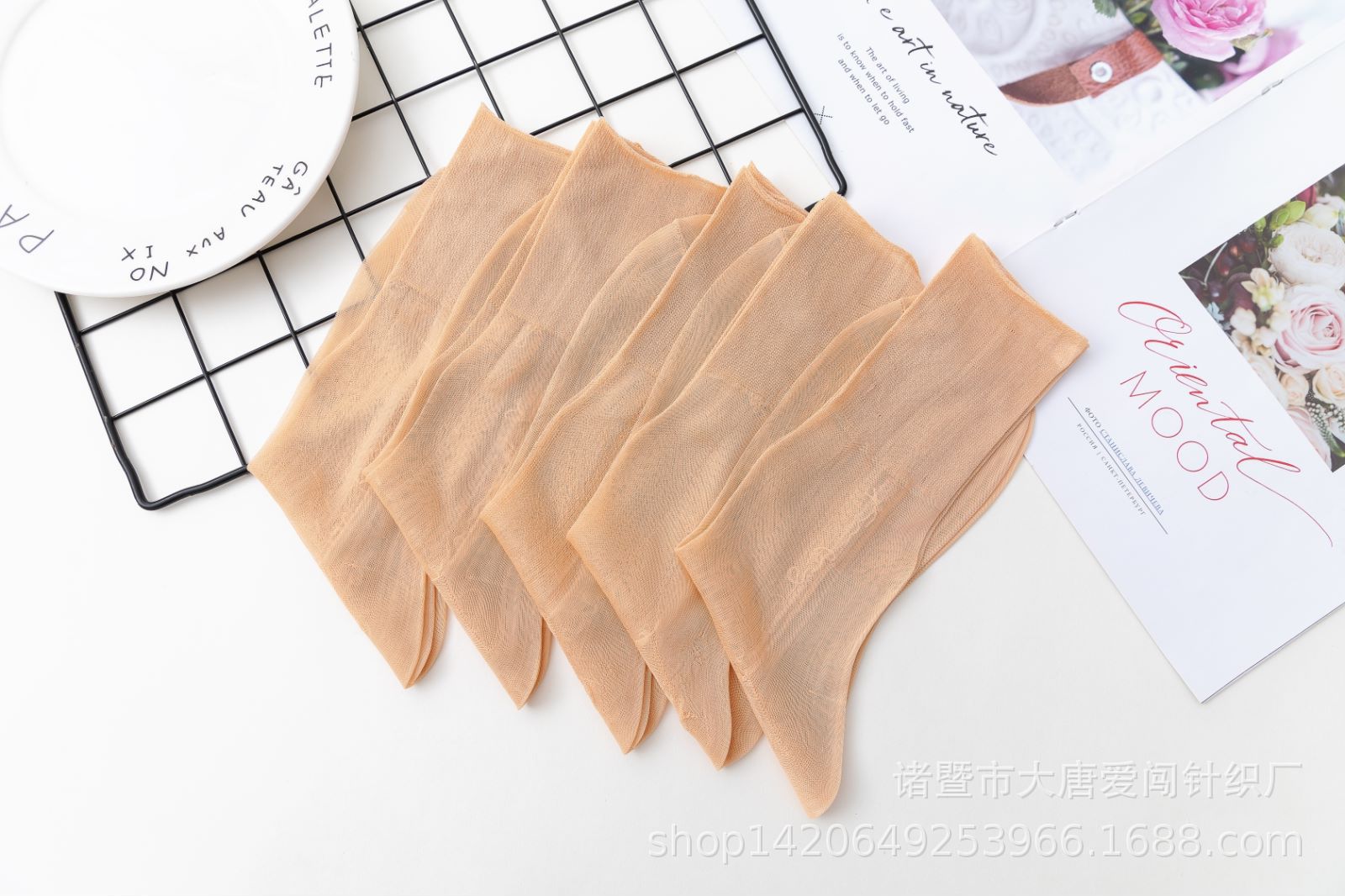 Old-fashioned stockings summer thin women's socks grandma mother heel silk socks spot wholesale