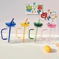 正方形カラーカバー高ホウケイ酸ガラスストローカップクリエイティブ家庭用透明ガラス単層カップ牛乳ジュースコーヒーカップ