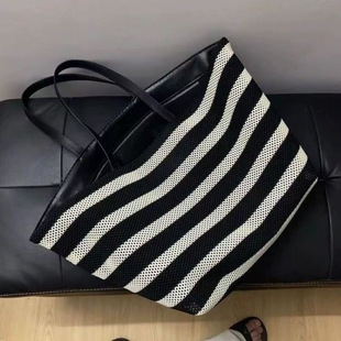 �n����¿�ײɫˮͰ���������ļ�ţƤ�U��㼑��Lƴ�Ӵ��������ذ�
