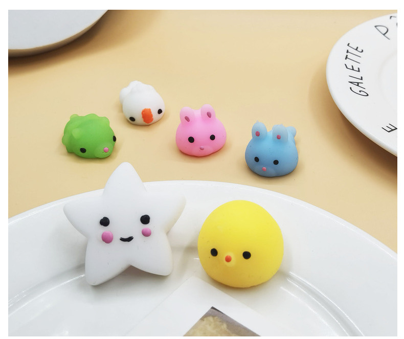 New Cute Soft Rubber Ball Squeezing Decompression Creative Toy Random display picture 4