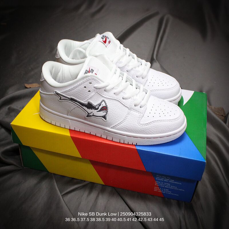 Putian Shoes Dunk Cashew Flower Canvas Sneakers Dunk Limited Skateboard Shoes Retro Low-Top Sports Sneakers Couple Shoes