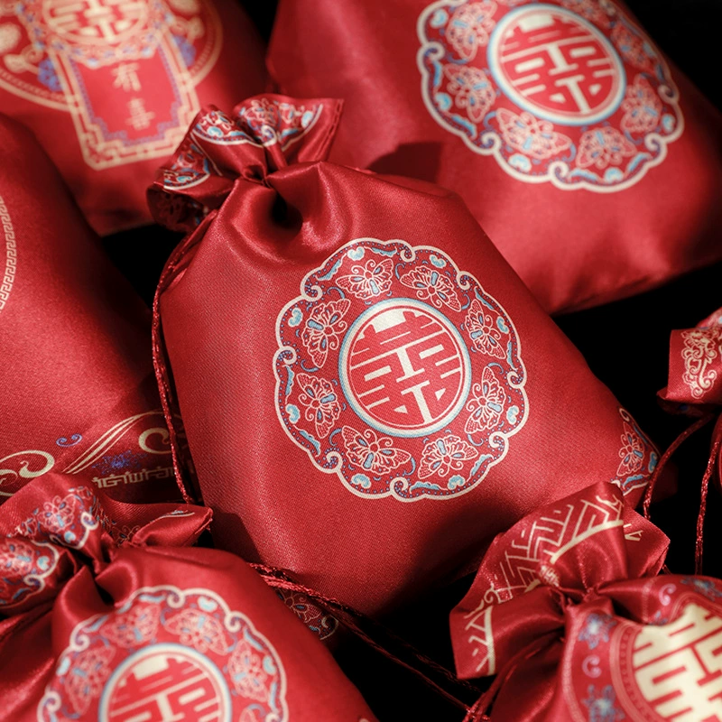 Подарочная сумка для свадебных конфет