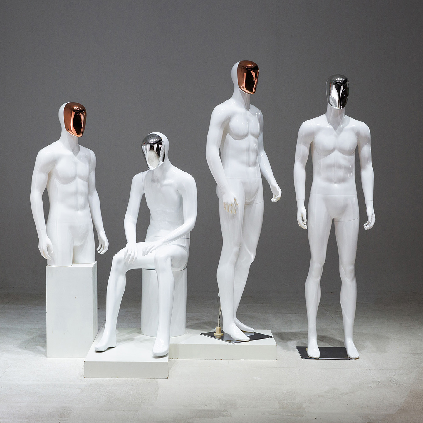 Maniquí Masculino de Exhibición de Plástico Cuerpo Completo para Tiendas de Ropa Masculina y Escaparates