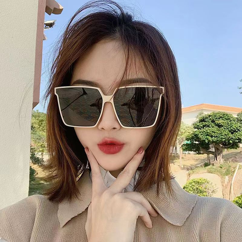 새로운 스타일의 대형 프레임 선글라스 여성용 패션 자외선 차단 선글라스 한국 스타일 트렌디한 노메이크업 스트리트 스타일 선글라스