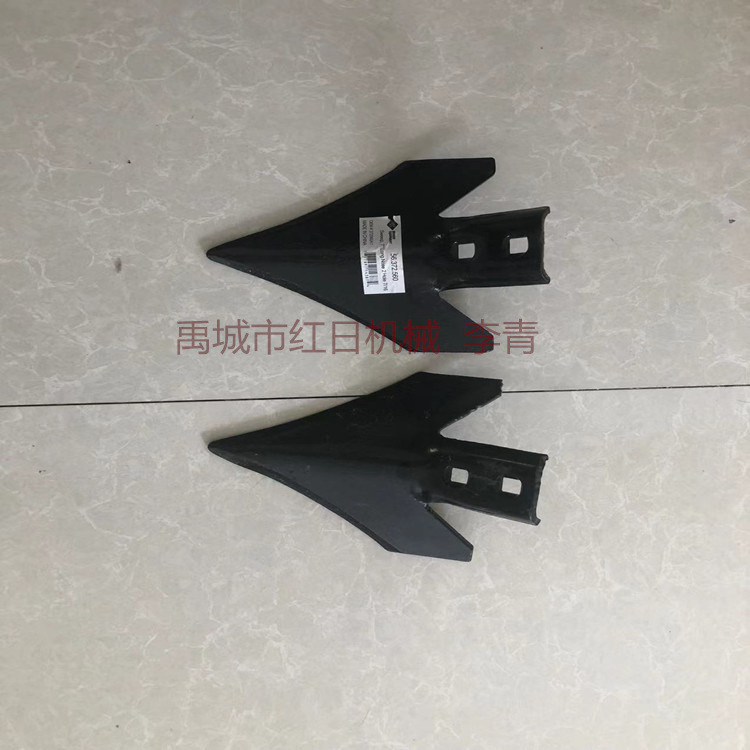 出口松土铲      圆盘犁轴承座     焊接间管    弹簧中耕机犁腿