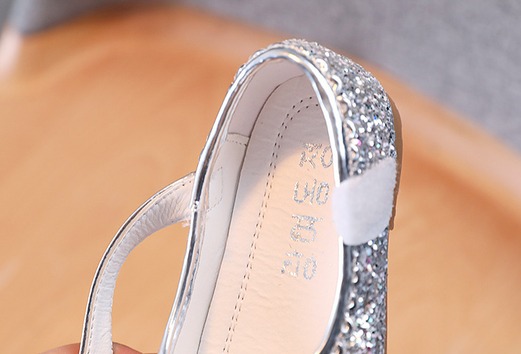 2024 frühjahr Neue Mädchen Mode Wasser Ziegel Cartoon Prinzessin Schuhe Koreanische Version Kleines Mädchen Pailletten Leder Schuhe Weichen Boden Baby Schuhe_voghion.com