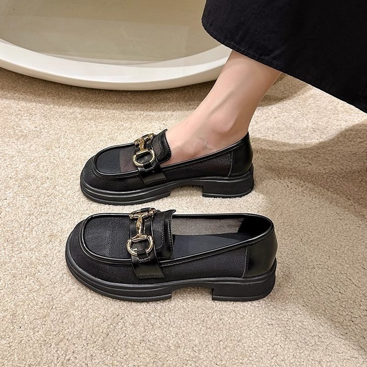 Zapatos de malla de Lefour para mujeres 2026 verano nuevo delgado vacío universal transpirable super caliente suela gruesa jk zapatos de cuero pequeños zapatos individuales