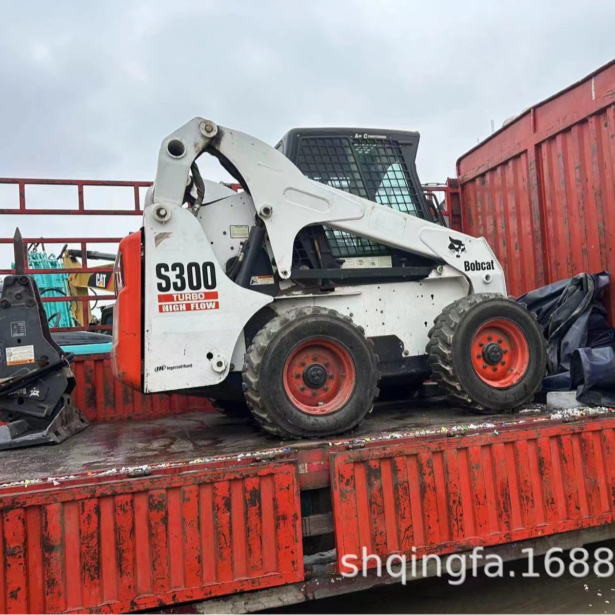 山猫s300大功率滑移装载机多功能铣刨Bobcat s300skidsteerloader