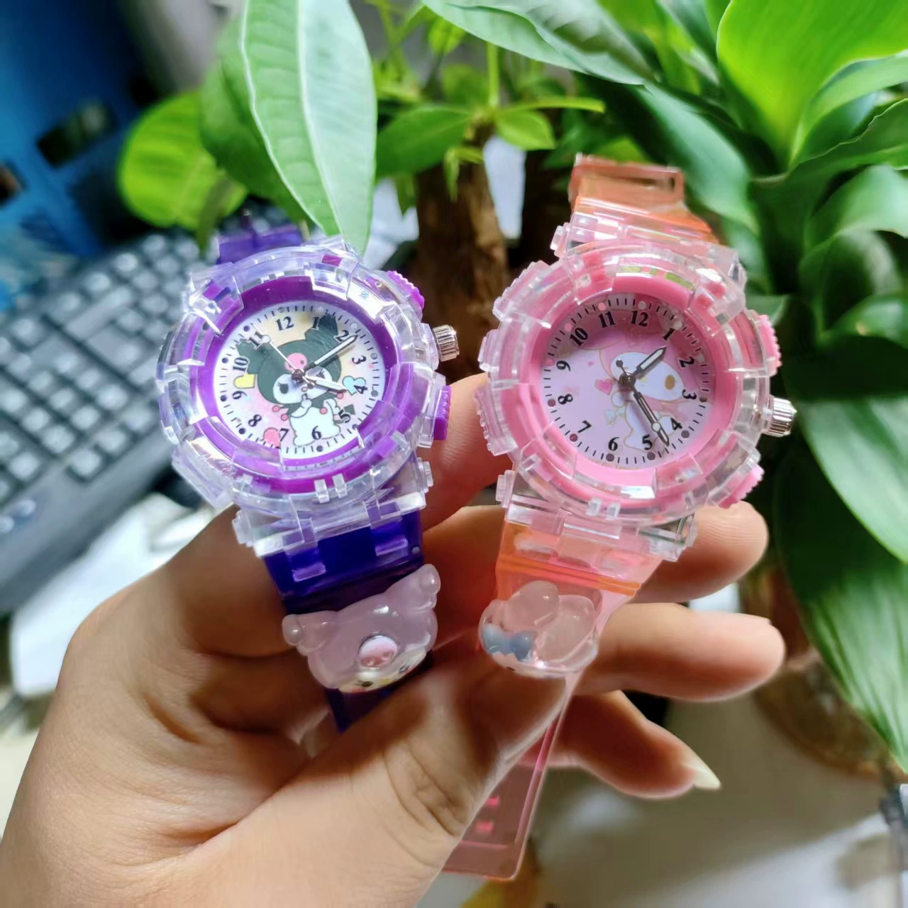 Детские часы мультфильм Sanrio Kulomi светящиеся электронные часы для девочек учащихся начальной и средней школы цифровые указатели кварцевые часы