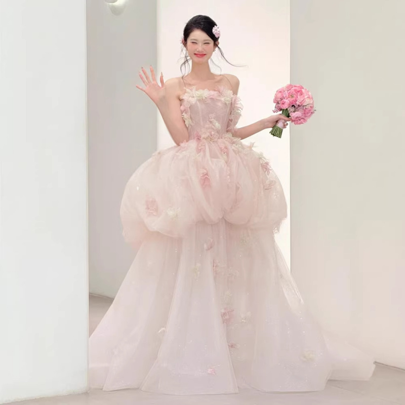 French-Style Light Wedding Dress 2026 New Model for Brides, Off-Shoulder, Ethereal and Flowing, Puffy Tulle, Annual Party Evening Gown, Direct from Manufacturer