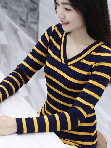 2025 spring new large-size all-matching bottoming shirt, women's T-shirt, loose Korean striped collar, women's dress