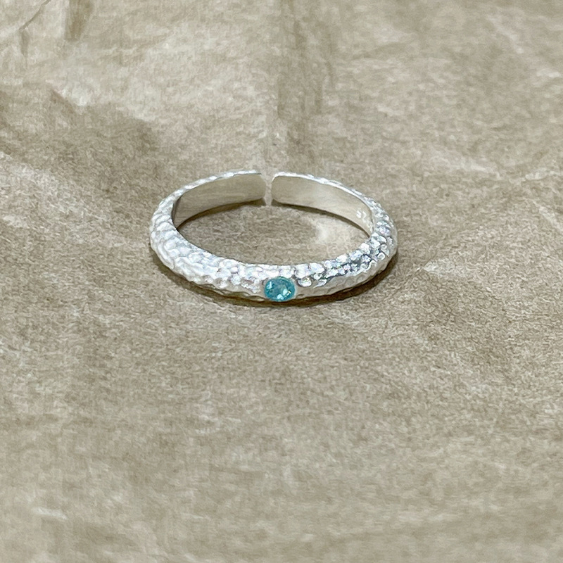 Neuer koreanischer Stil: Gebürsteter Aquamarin-Ring für Damen, schlichtes Design, modisches Nischen-Design, vielseitig und hochwertig._voghion.com