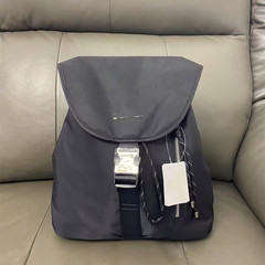 女性の巾着バックパック 10L メタルバックルバケット巾着バックパック通勤カジュアル多用途バッグクロスボーダーライブブロードキャスト