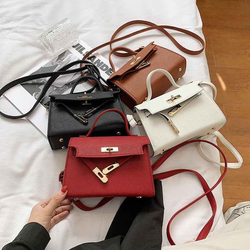 Small Handbag for Women, New Spring and Autumn Style with Lock Buckle, Fashionable Women's Bag, Trendy Ladies' Shoulder Bag, Stylish Crossbody Bag Small Handbag for Women, New Spring and Autumn Style with Lock Buckle, Fashionable Women's Bag, Trendy Ladies' Shoulder Bag, Stylish Crossbody Bag