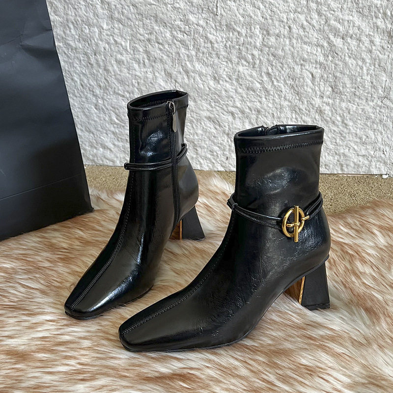 Bốt nữ cổ thấp gót dày mũi vuông trang trí kim loại kiểu Pháp, gót 6–8 cm — Màu nâu (lớp lót nhung), Màu đen (lớp lót nhung)