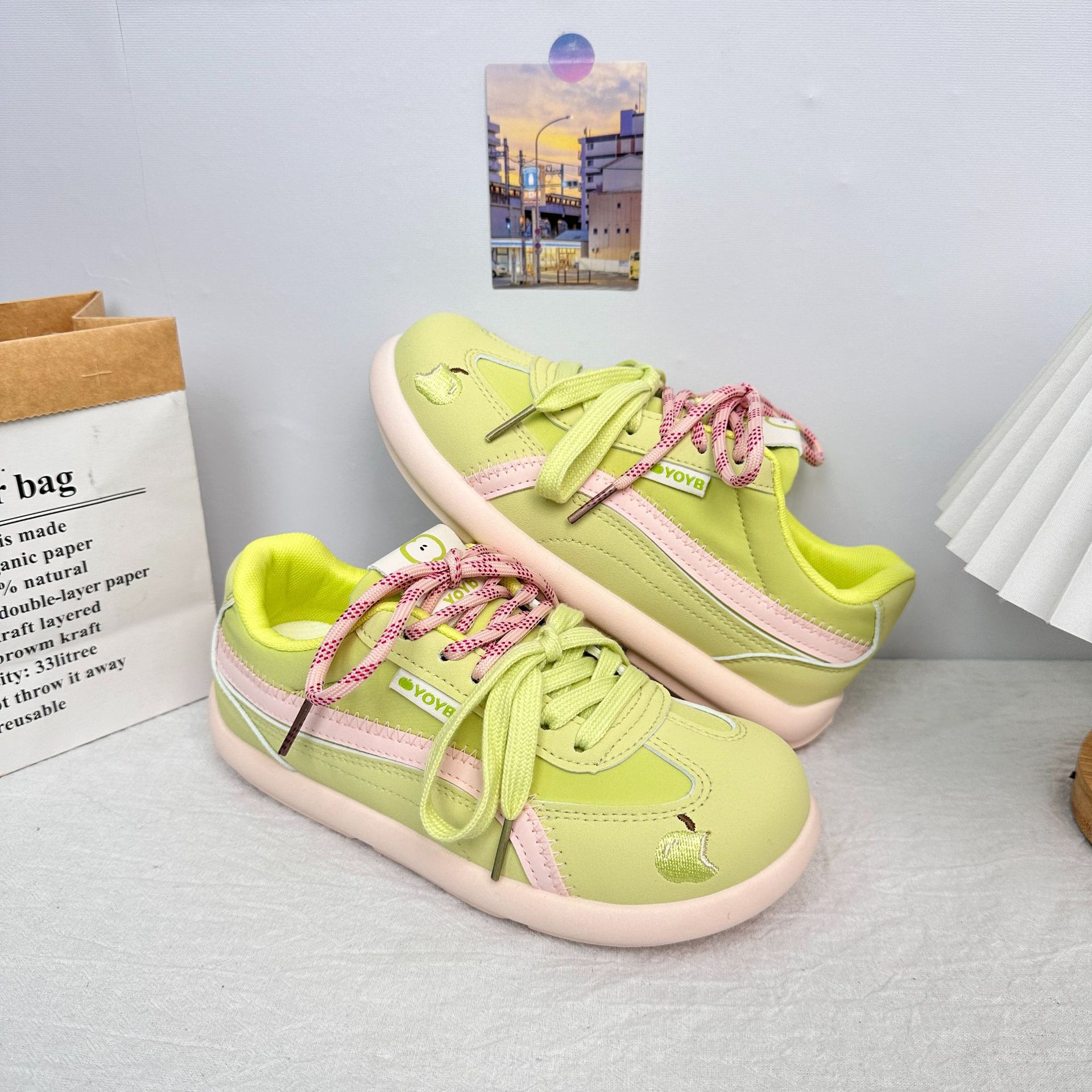 Zapatos de entrenamiento de Yuanbo alemán para mujer, primavera de 2025, nuevas zapatillas deportivas de ocio de cabeza cuadrada de todo fósforo, zapatos Forrest Gump con cordones image 9