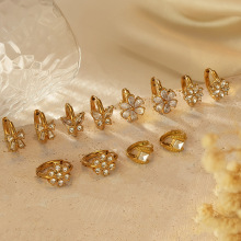 简约小巧时尚镶锆石蝴蝶结不锈钢耳环女式潮流镀18K耳圈百搭耳饰