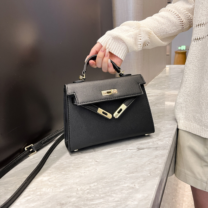 Fashionable Portable Kelly Bag Women's 2025 New High-end Western Style Shoulder Crossbody Bag Commuter Joker Small Square Bag