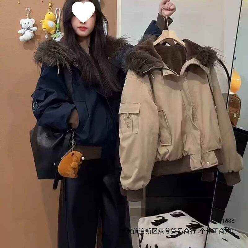 American retro style thickened fur collar hooded cotton parka for women, winter bomber jacket, warm cotton coat, trendy outerwear American retro style thickened fur collar hooded cotton parka for women, winter bomber jacket, warm cotton coat, trendy outerwear