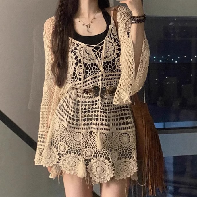 Beach Design Pure Desire Style Cut Out Blouse Women's Popular Loose Slim Collar Lace-Up Bell Sleeve Knitwear 1905