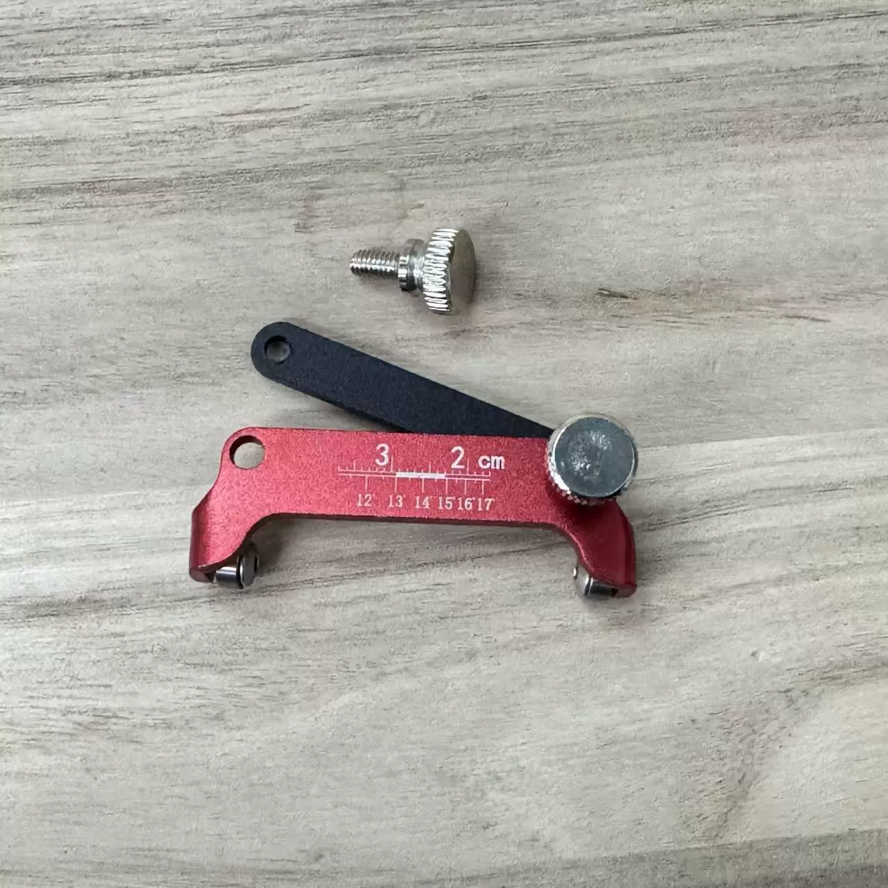 铝合金新款小型定角磨刀器 木工家用工具户外手动磨凿子磨刀支架