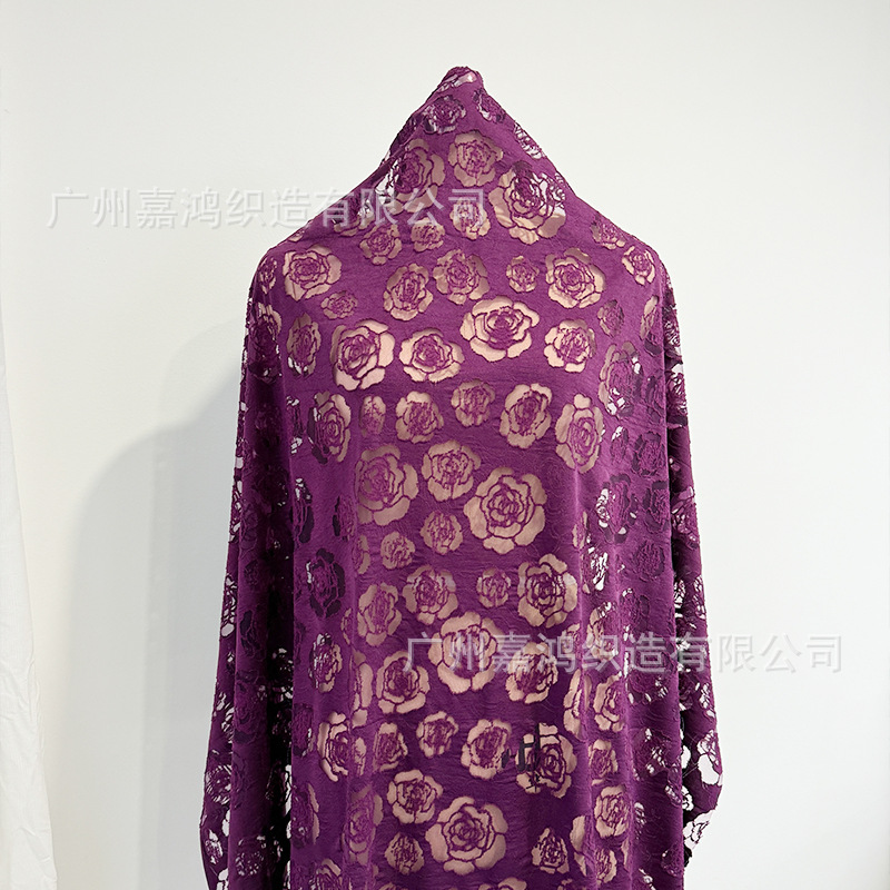 Primavera y verano agujeros jacquard tela de punto tulle suave falda abrigo cardigan tela de moda casual de mujer