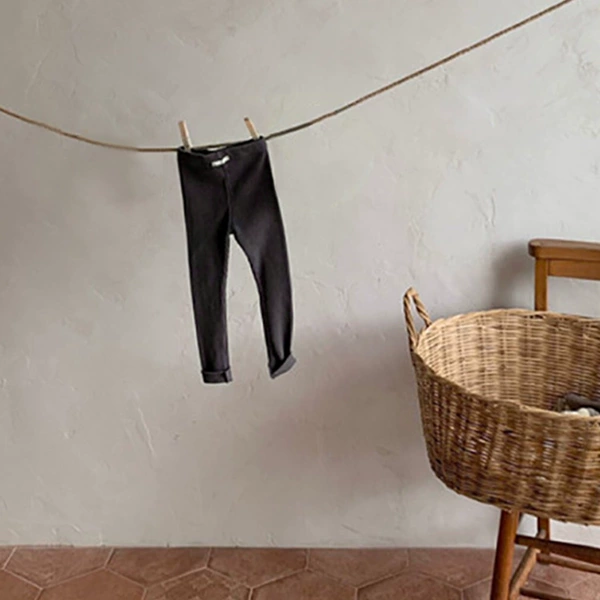 Charcoal gray leggings