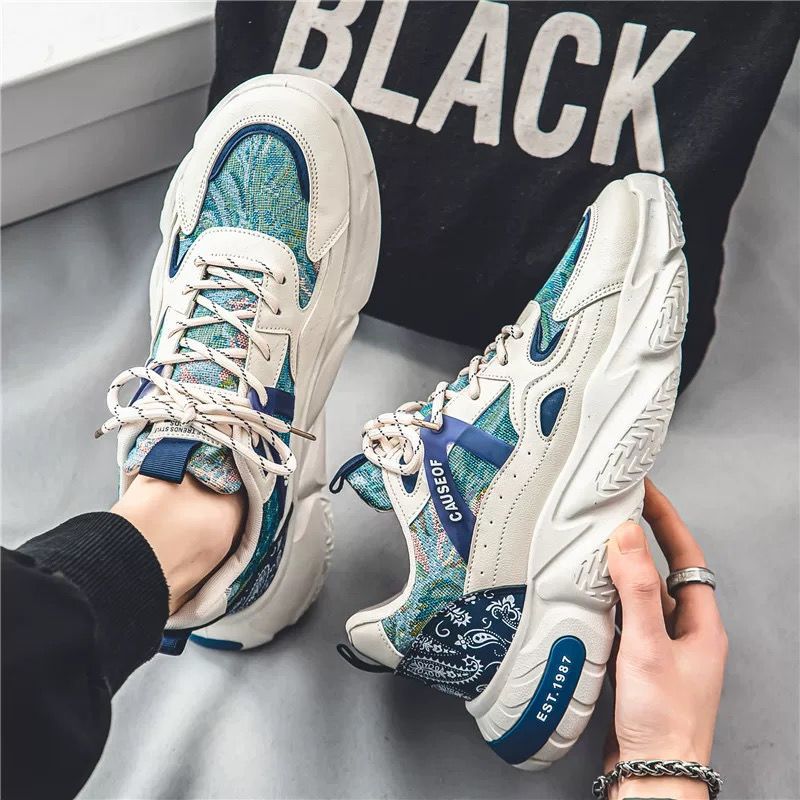 Zapatos de hombre de primavera y otoño nuevos zapatos transpirables zapatos deportivos para hombre tendencia coreana de todo fósforo pequeños zapatos casuales de suela gruesa blanca