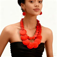 ���R�d�羳���N�W���r���F���͹Ų�ɫ�����LľƬ�A�ζ��Ӳ�ɫ��