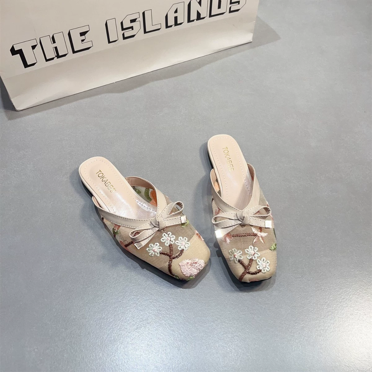 Comfortable mesh slippers with bow, suitable with a skirt