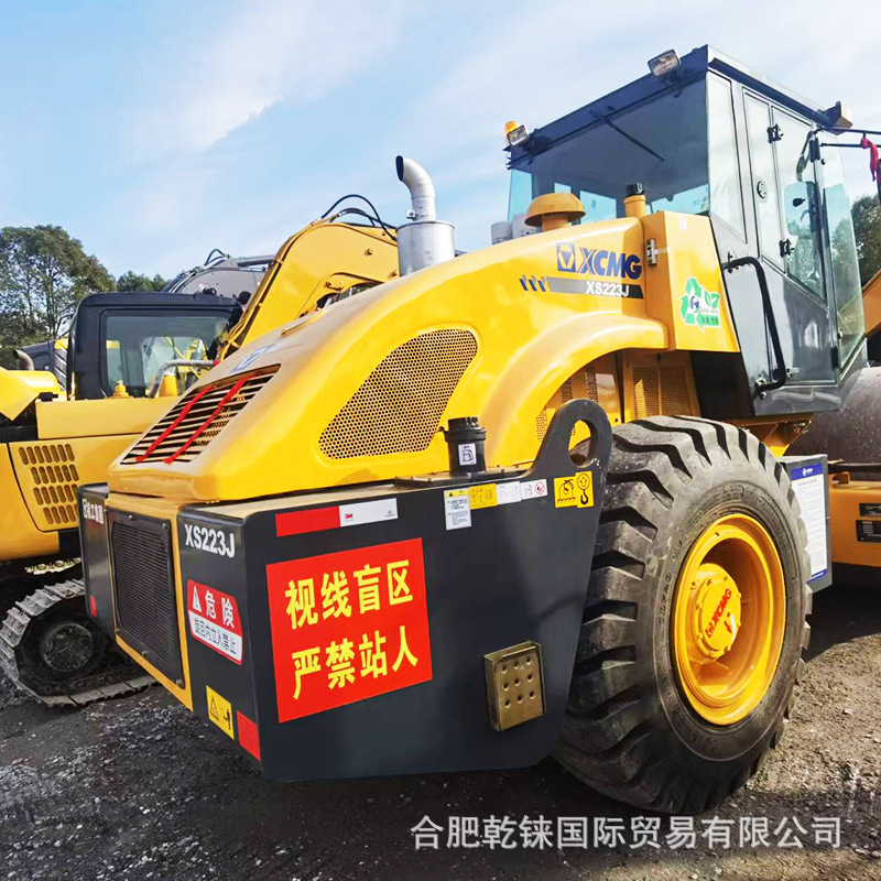 Comercio exterior XCMG 22 toneladas 26 rodillos de goma 20 toneladas 30 toneladas rodillos de acero dobles 3 toneladas 8 toneladas 14 toneladas rodillos de vibración