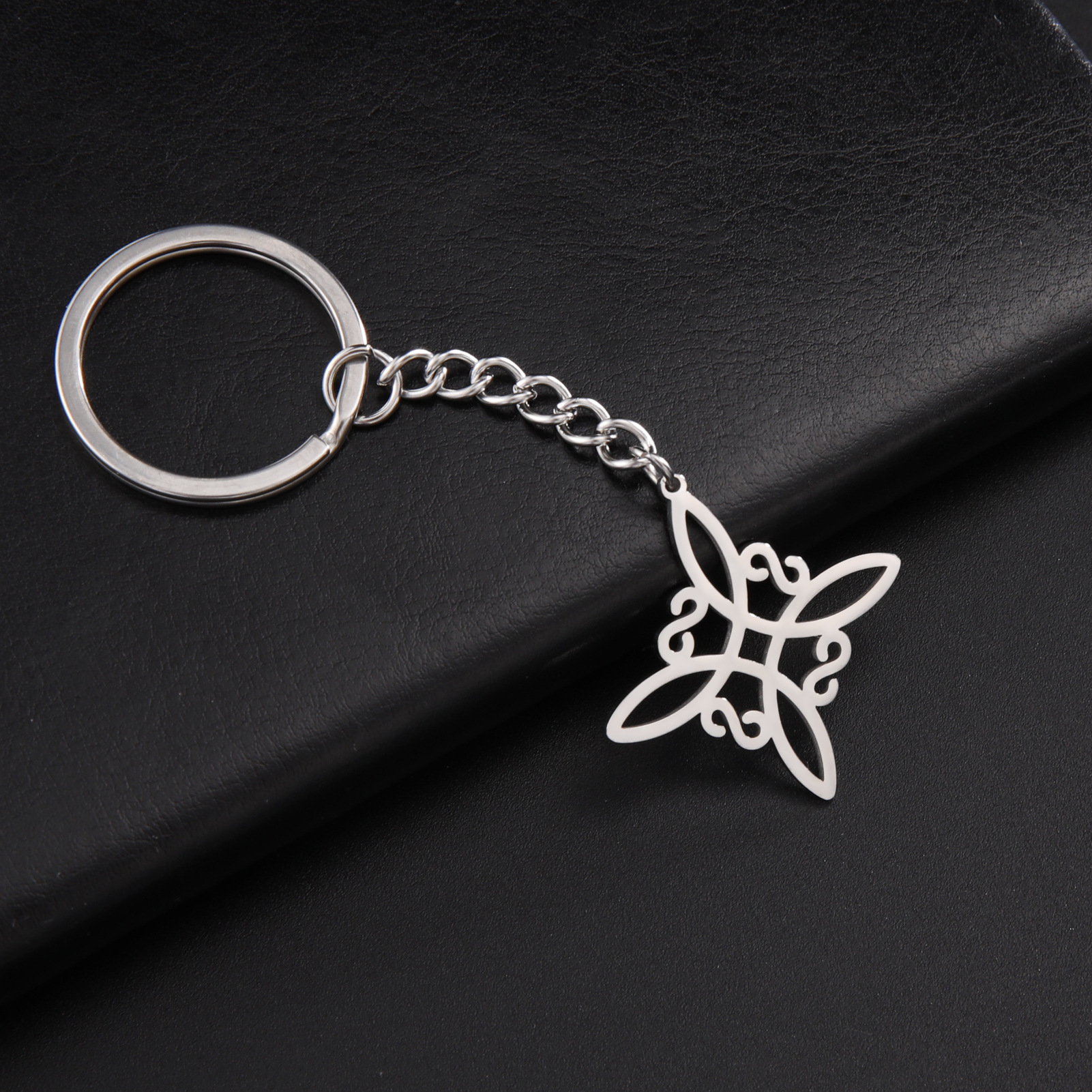 14g Weight Keychain Classification 1 Piece Quantity Daily Occasion Titanium Steel Material Witches Knot Pattern Women's Gender Simple Style Style Simple Style Witches Knot Titanium Steel Women's Bag Pendant Keychain 4