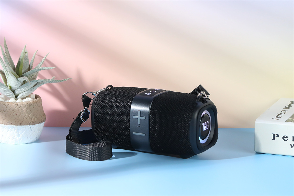 Draagbare bluetooth speaker met led verlichting en tws_voghion.com